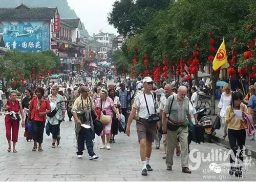 阳朔西街