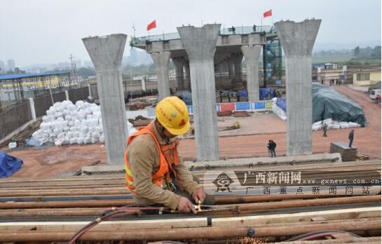 中越边境北仑河二桥10月将建成通车