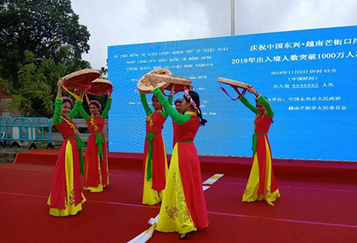 东兴到越南芒街旅游,
